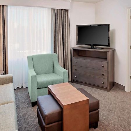 Homewood Suites By Hilton Minneapolis-Mall Of America Блумингтън Екстериор снимка