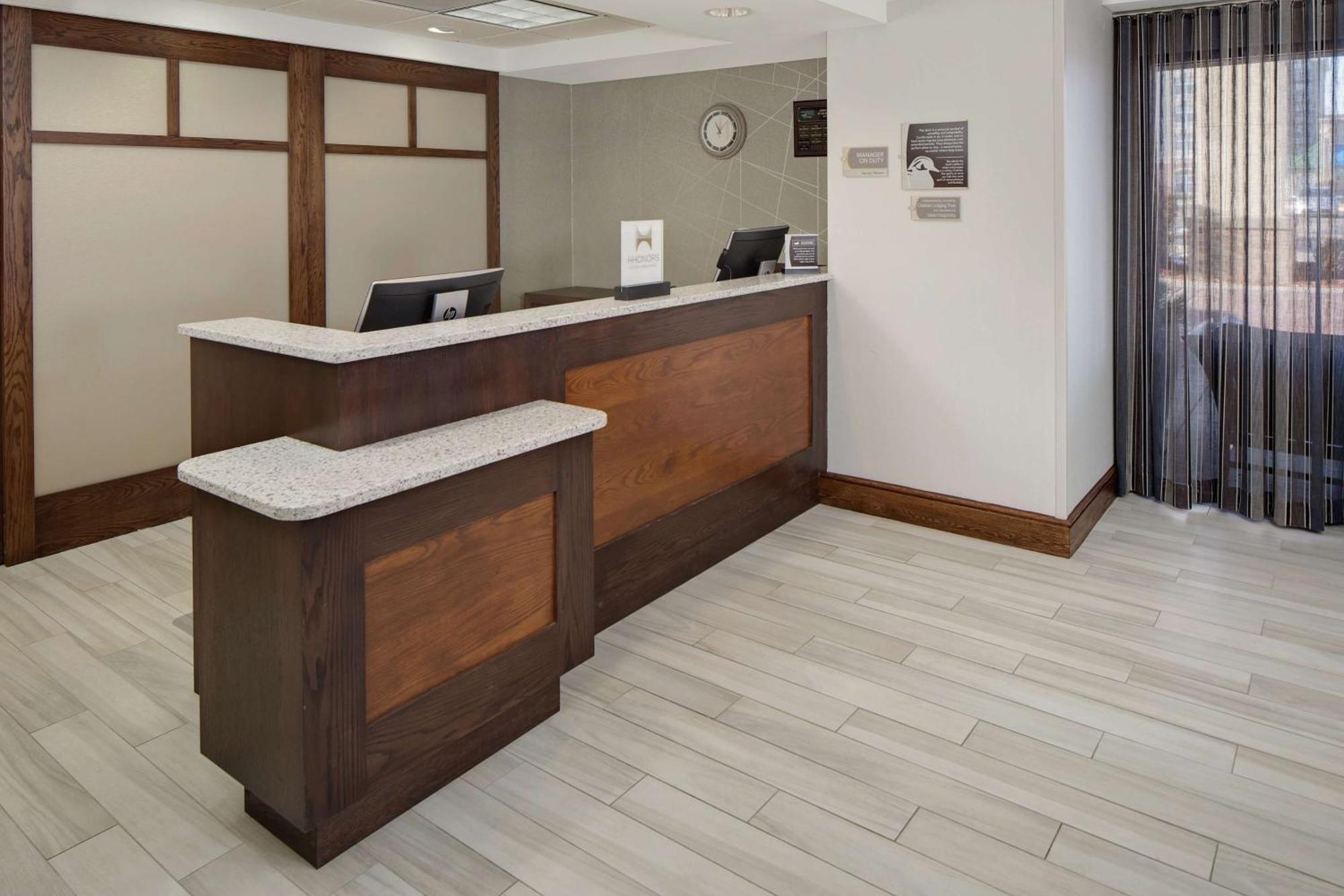 Homewood Suites By Hilton Minneapolis-Mall Of America Блумингтън Екстериор снимка