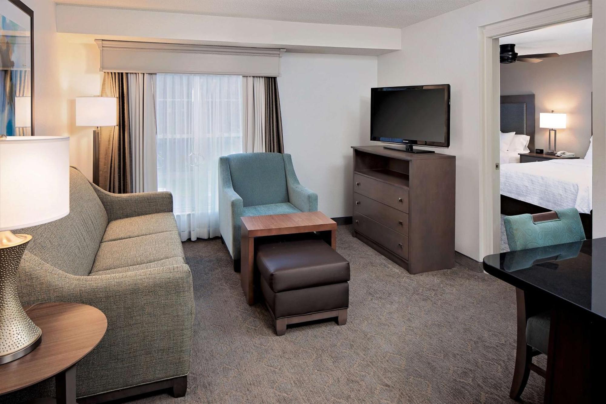 Homewood Suites By Hilton Minneapolis-Mall Of America Блумингтън Екстериор снимка