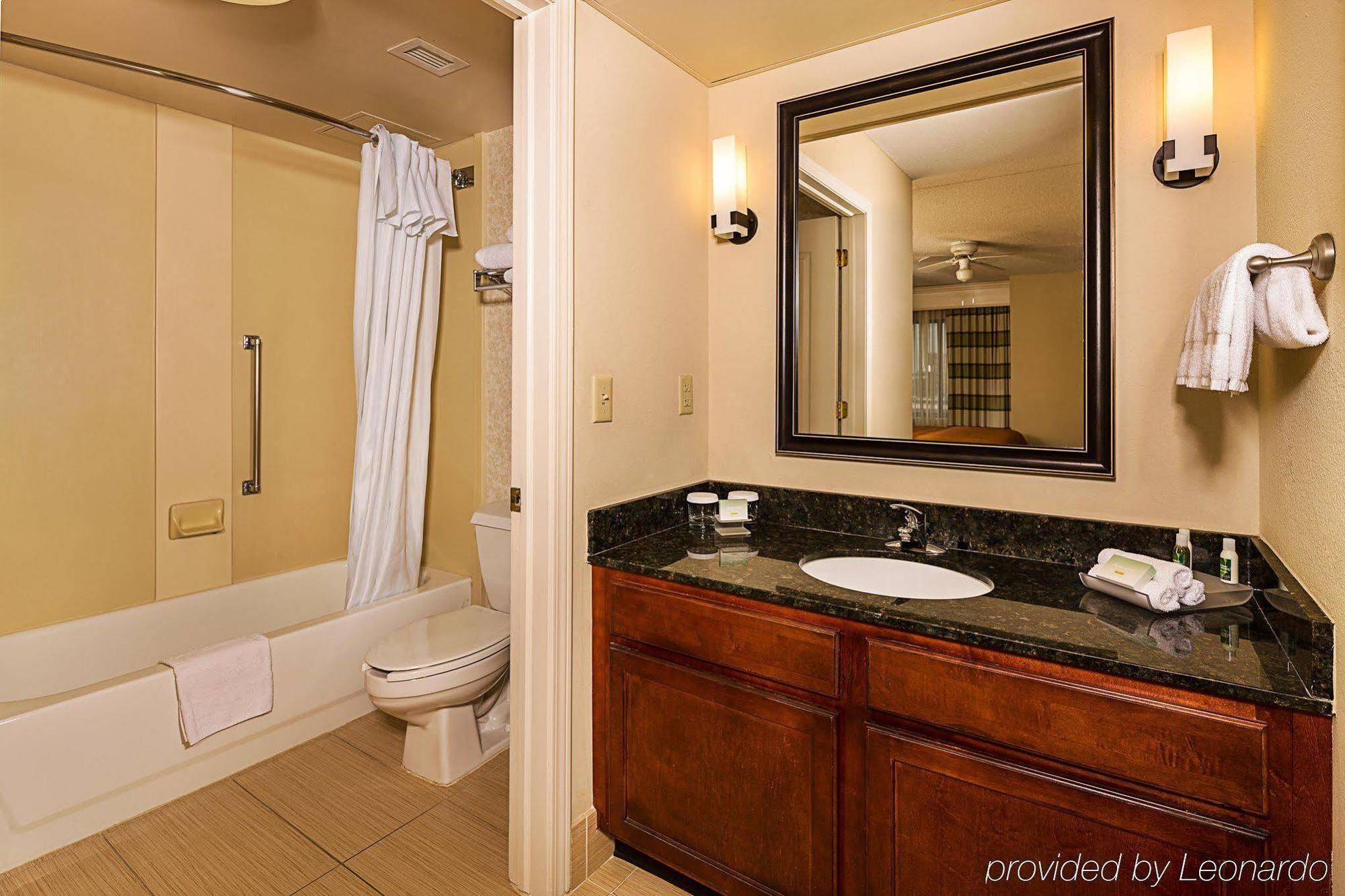 Homewood Suites By Hilton Minneapolis-Mall Of America Блумингтън Екстериор снимка